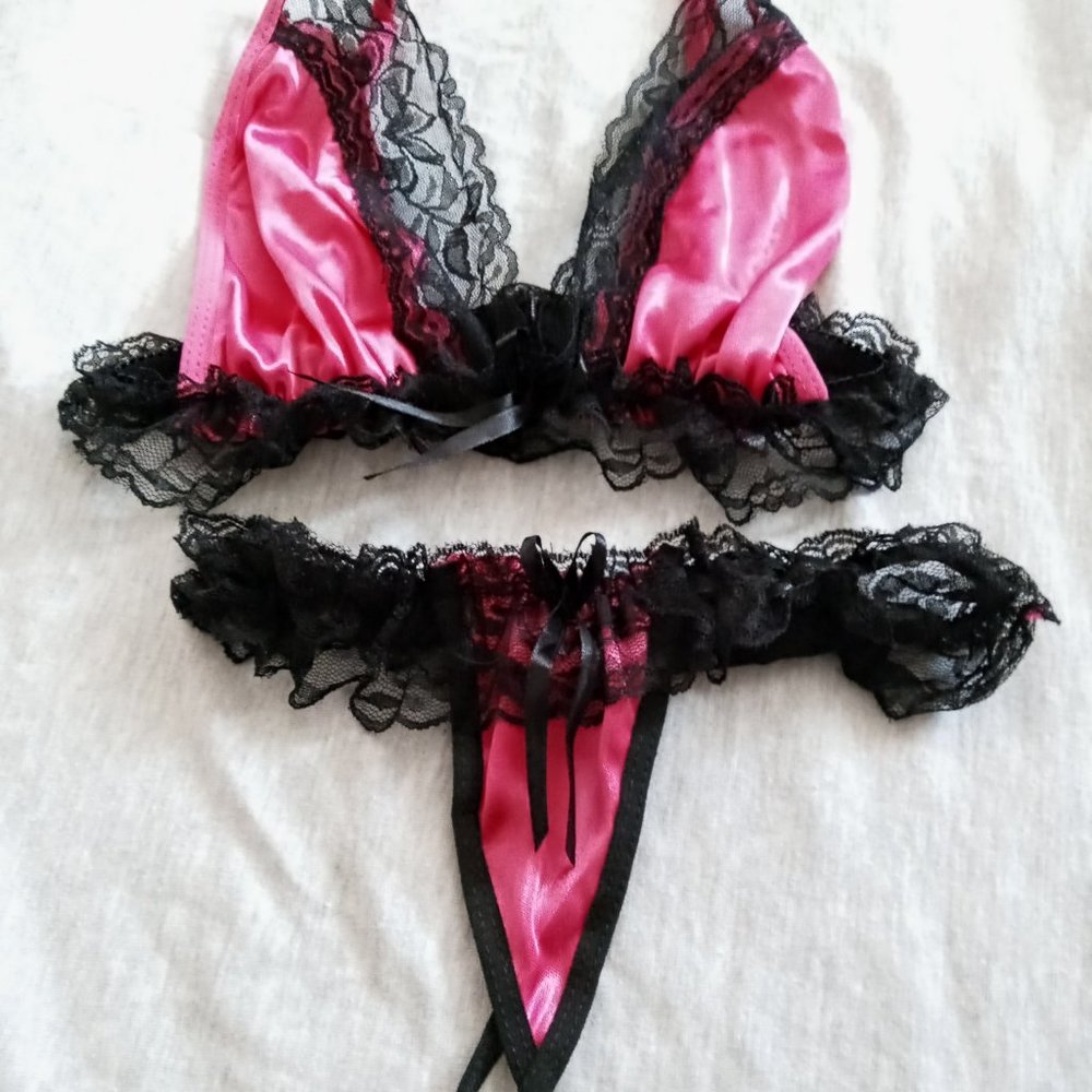 Sexy bra and thong set
